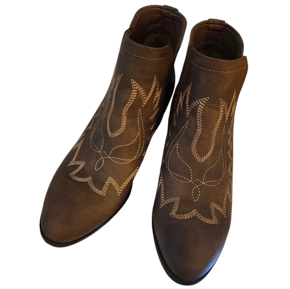 GLOBALWIN Vegan Cowgirl Boots Western Short Ankle Pull On BROWN 10 - Picture 4 of 5